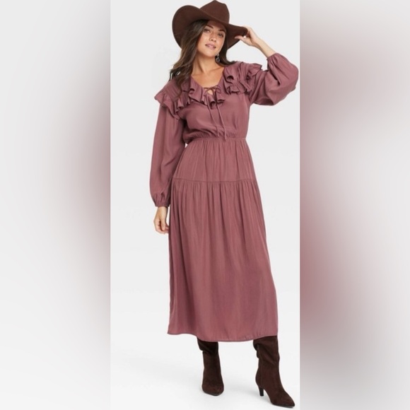 Universal Thread Dresses & Skirts - Universal Thread Dusty Rose Long Sleeve Dress